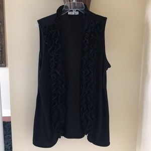 Sleeveless ruffle vest